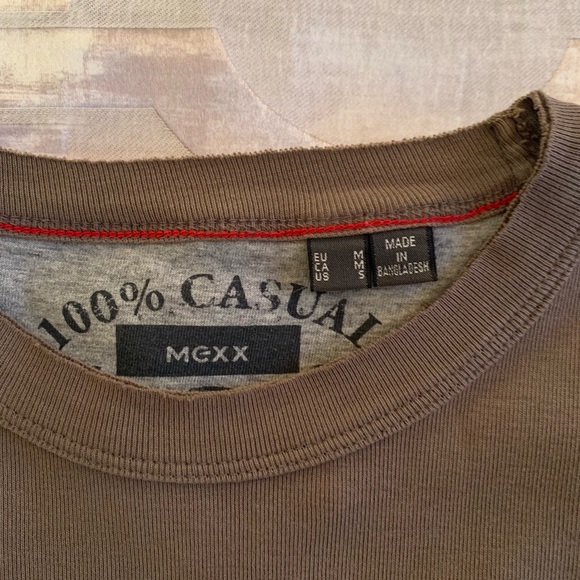Mexx Olive Green with Orange Trim Men’s T-shirt - Picture 3 of 5